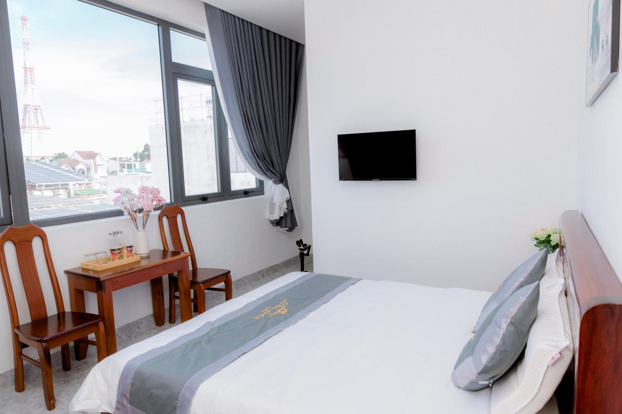 בואון מה ת'וט Loc Son Hotel מראה חיצוני תמונה